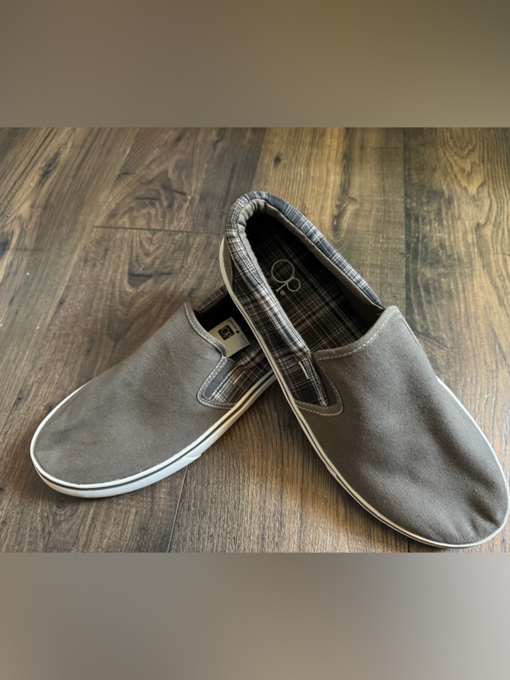 OP Gray Slip-On Sneakers Men’s Size 12 NWT Casual Canvas Shoes Plaid Lined